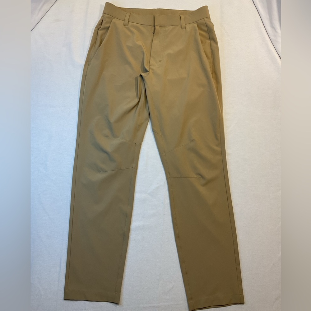 Fabletics Men's Kaki Golf Slacks, Size 29W 30L Pants Business Casual Everyday
